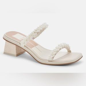 Dolce Vita River Pearl Vanilla 9.5 slightly worn